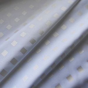 Наперник тик смесовой на молнии диз. № 3F-603 WHITE перламутровые